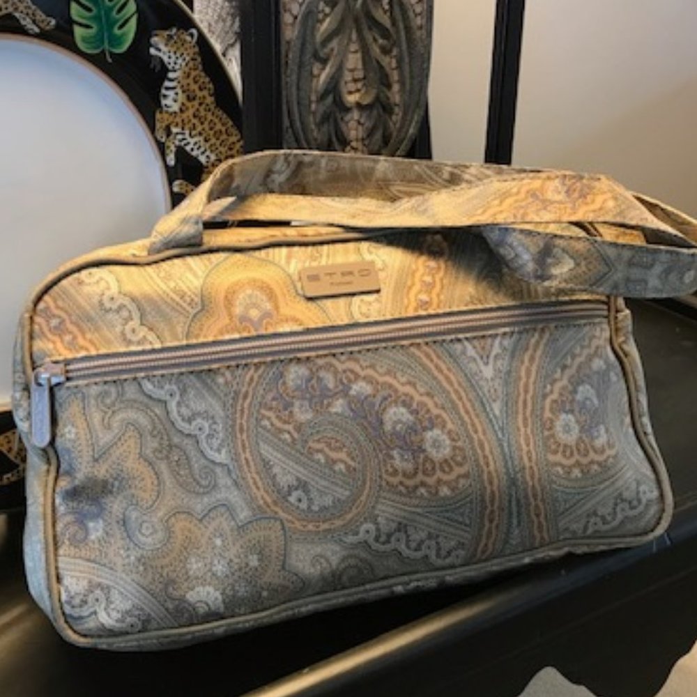 ETRO Profumi Travel Cosmetic Bag in Paisley Beige Print Like New